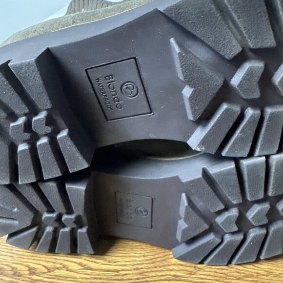 Blondo Darren Boots Womens Size 9M Taupe Suede Waterproof Sock Ankle Booties - Picture 6 of 7